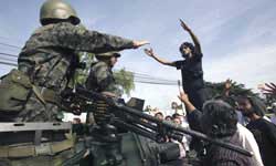 Botas militares pisotean hoy la nación hondureña